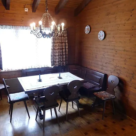 Holiday Chalet Stockenweidstrasse * Gommiswald